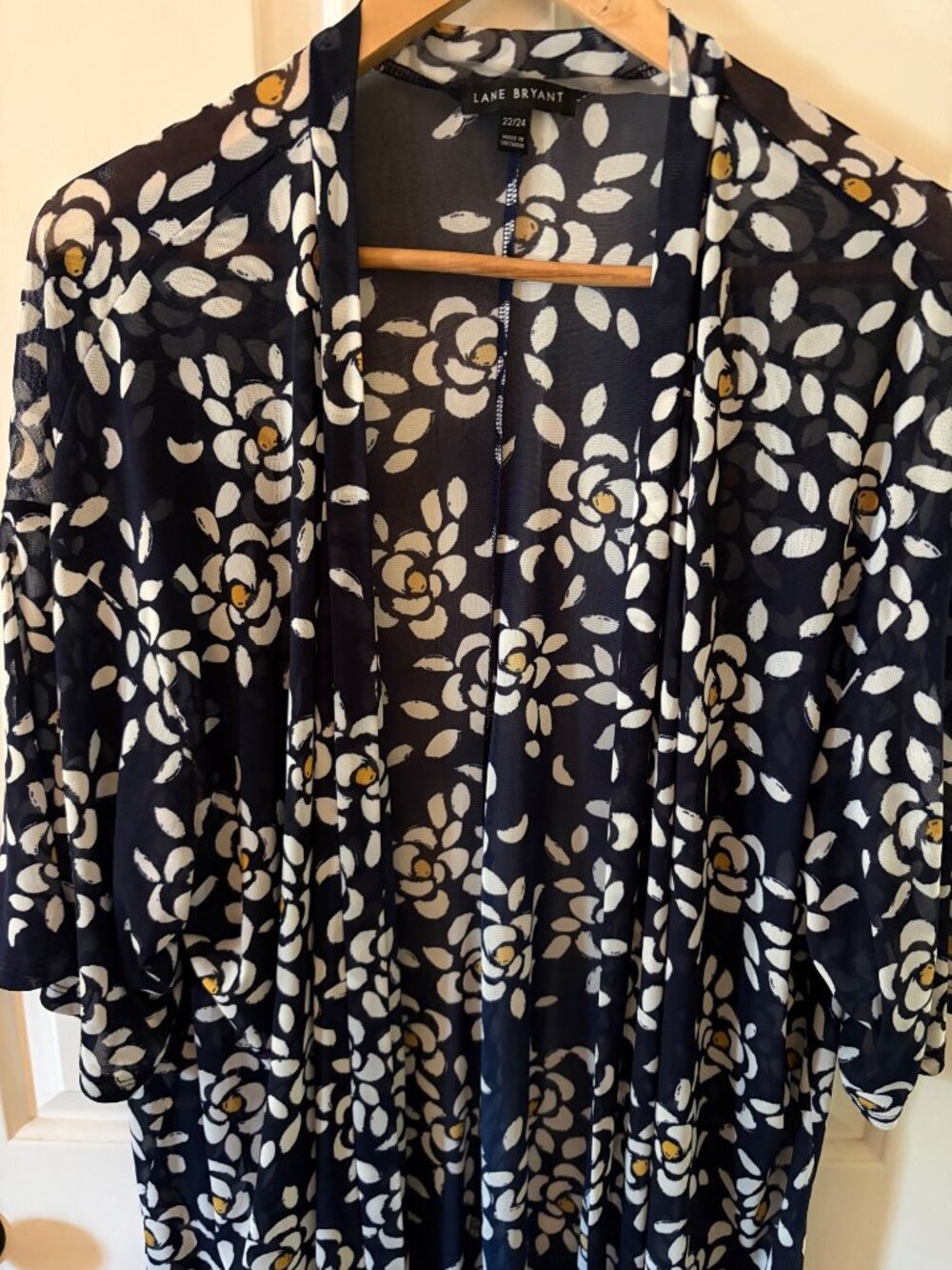 Lane Bryant Sheer Open Front Floral Print Kimona Size 22/24 - Picture 3 of 11